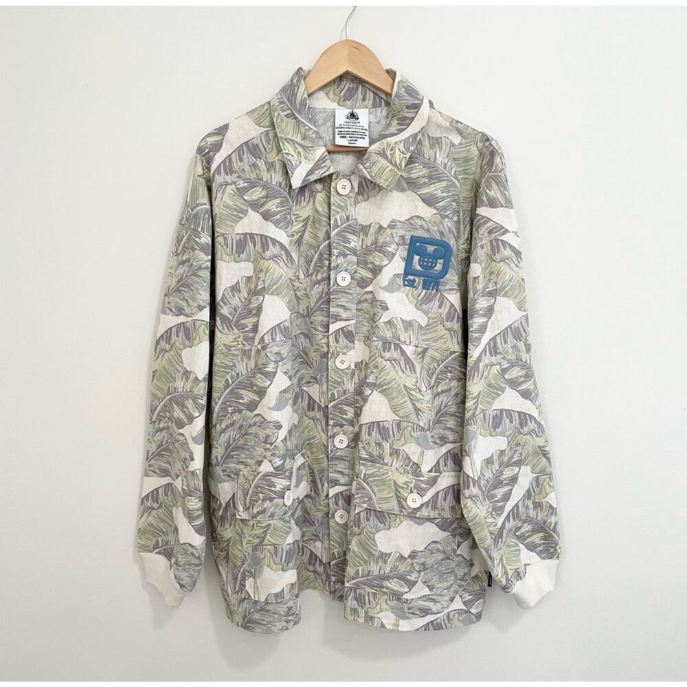 Disney NWT Mens Linen Blend Palm Spirit Jersey
